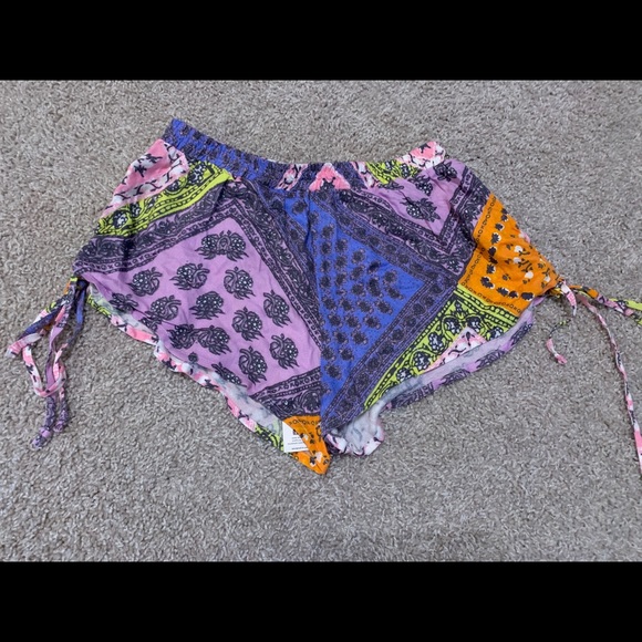 MINKPINK Pants - MinkPink colorful patchwork shorts, size M